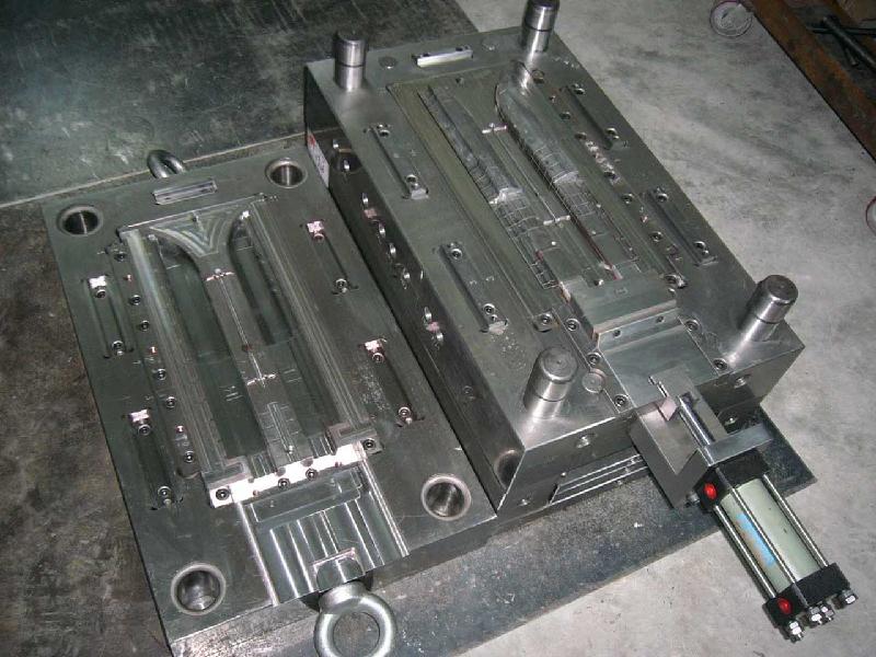 ​注塑模具（jù）內聚積的氣體來源