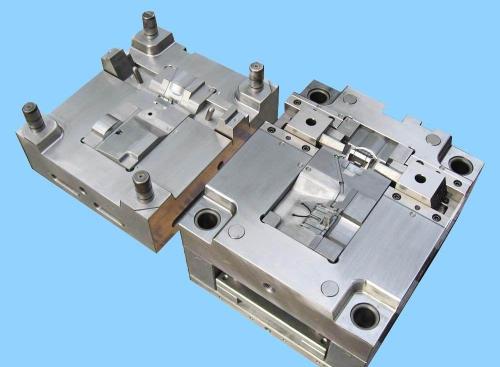 深圳模（mó）具廠怎樣預防產品黑點_深圳（zhèn）青青草污视频在线观看模具